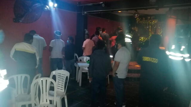 PNP interviene bar clandestino en Talara, Piura