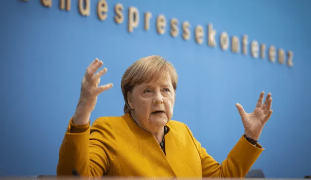 La canciller de Alemania, Angela Merkel, se mostró preocupada por las cifras de contagios de los últimos días. Foto: EFE/HENNING SCHACHT / POOL.