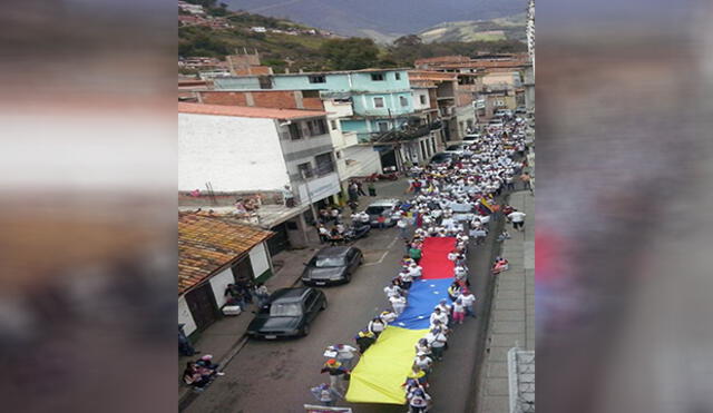 Venezuela: Mujeres marchan contra la represión del gobierno
