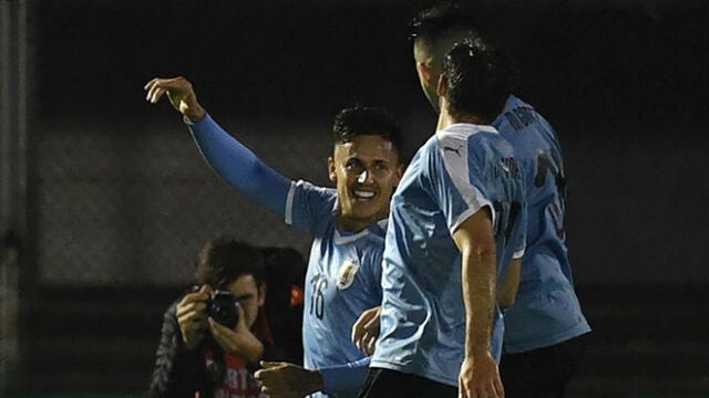 Uruguay venció con gol de Brian Rodríguez a Perú. (Créditos: AFP)