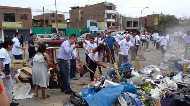 Comas: recogen más de 100 toneladas basura en calles del distrito