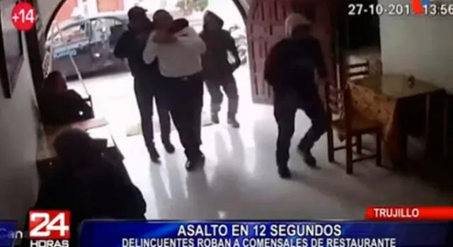 Trujillo: delincuentes asaltan restaurante en solo 12 segundos [VIDEO]