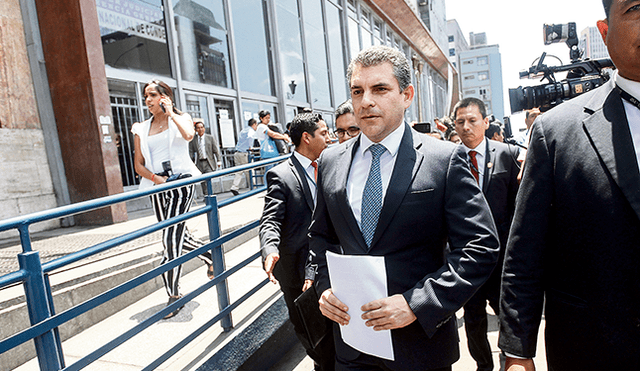 Aclara. Rafael Vela precisó que acusación por lavado de activos contra Keiko es por US$ 1 millón 200 mil que recibió de Odebrecht. (A. Mejía)
