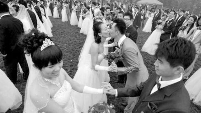 Muchas personas decidieron plantear su fecha de matrimonio el 2 de febrero, debido a que es considerado como el día de la suerte en China.