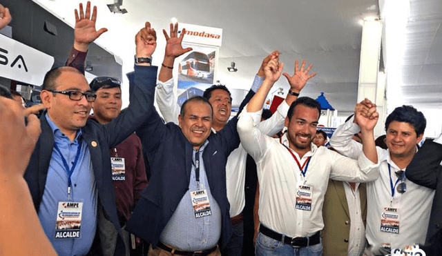 Alcalde de Chiclayo es elegido Vicepresidente de Asociación de Municipalidades del Perú y cibernautas reaccionan