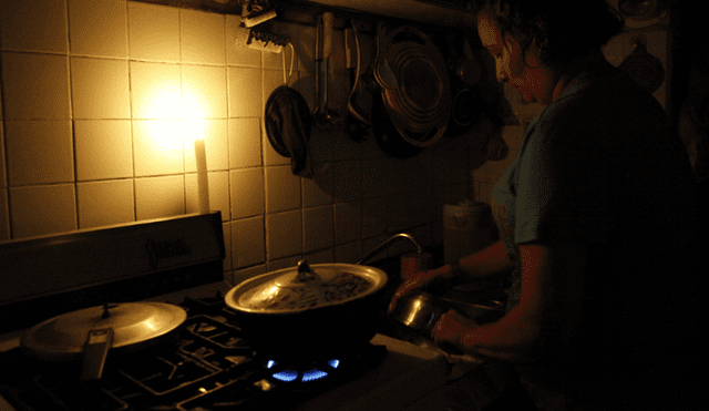 Venezuela: Fallo eléctrico deja a Caracas sin luz por tercera vez en 3 meses