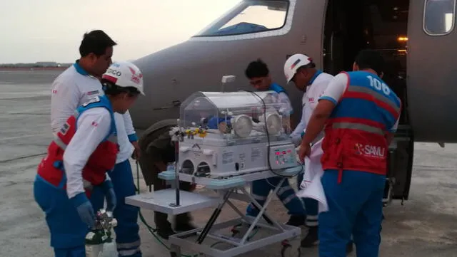 En aviones de la FAP traen a Lima a cinco niños que requerían atención médica de emergencia