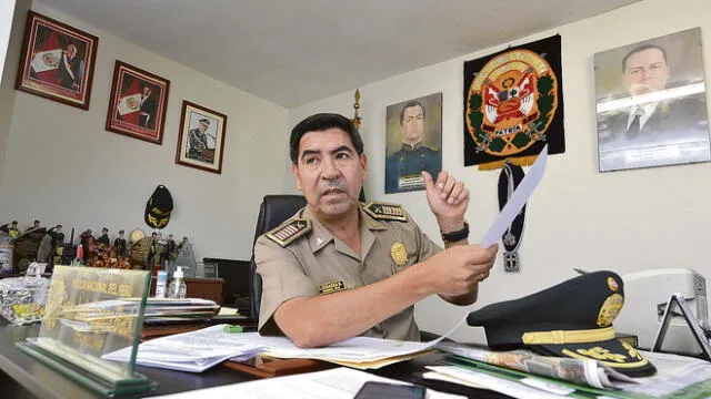 Jefe policial se fue al retiro con otros 9 oficiales de PNP