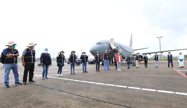 Profesionales de la salud fueron trasladados en un avión de la Fuerza Aérea del Perú.