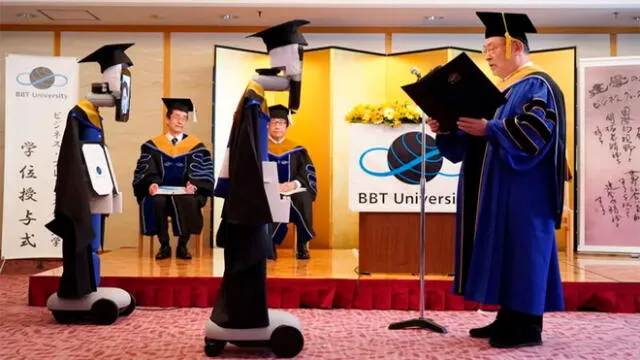 Graduación durante pandemia: estudiantes en Japón reciben diploma de forma virtual [VIDEO]