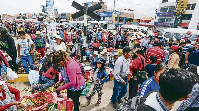Ambulantes de Arequipa ganan la partida en Río Seco y Andrés Avelino [VIDEO]