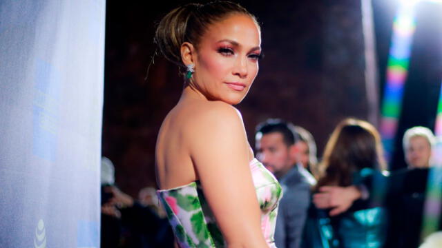 Jennifer Lopez, Super Bowl, Shakira