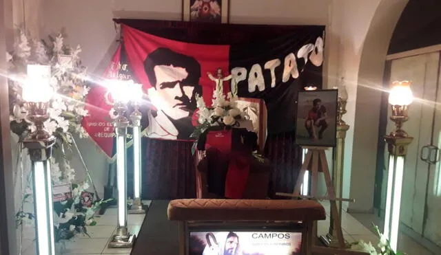 Velorio de Eduardo "Patato" Marquez con los homenajes por su trayectoria en FBC Melgar