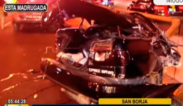 Auto se parte en dos y deja un herido en San Borja [VIDEO]