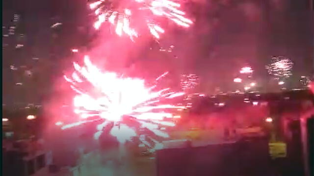 Año Nuevo: Lima celebró con coloridos fuegos artificiales [VIDEO]