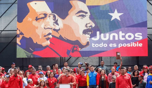 Comparan propaganda electoral de Maduro con la de Stalin [FOTO]  