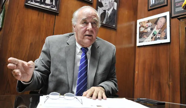 García Belaunde: De 4 listas candidatas a la Presidencia, quizá queden 2 al final