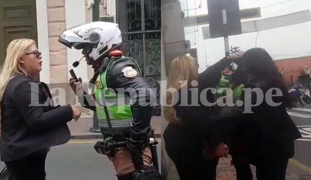 La mujer fue arrestada por varios agentes policiales. Foto: La República.