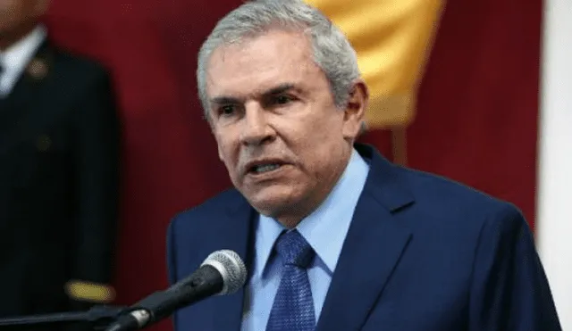 Luis Castañeda asegura que decisión de Alan García es un “acto de honor”