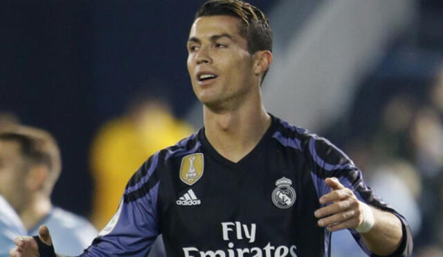 YouTube: Cristiano Ronaldo falla al rematar dos veces al palo en una sola jugada | VIDEO
