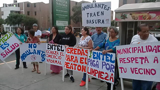 SJM: vecinos protestan contra el comercio ambulatorio