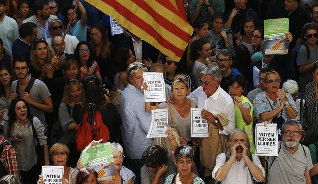 A Cataluña llegan más policías por referéndum
