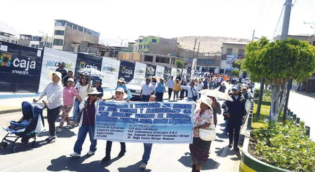 Moquegua marcha por reajuste de tarifa de agua y desagüe