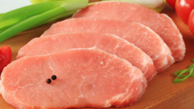 Joven comió carne de cerdo mal cocinada, se llenó de parásitos y murió
