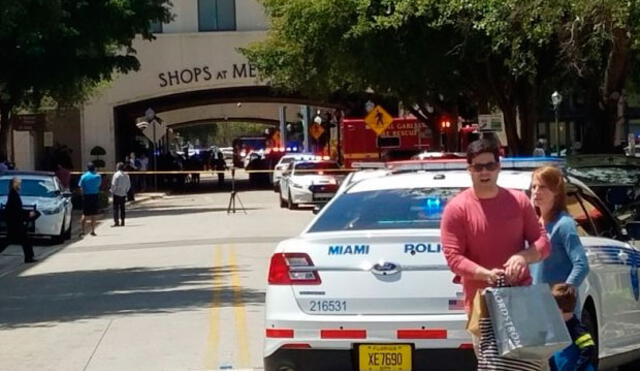 Estados Unidos: tiroteo en centro comercial de Florida