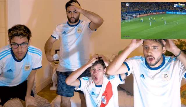 El grupo de hinchas argentinos conocidos como 'Los Displicentes' tuvieron un divertida reacción al partido de su selección.