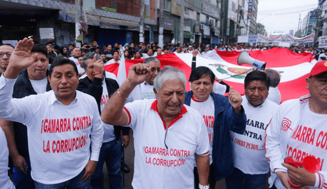 Empresarios de Gamarra llegan al PJ y exigen que no se libere a su exalcalde Elías Cuba [VIDEO]