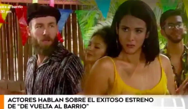 La actriz recalcó su buena amistad y química con su compañero de escena, Rodrigo Sánchez Patiño. Foto: Captura América TV