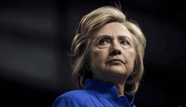 Hillary Clinton vuelve a accidentarse y reaviva rumores sobre sus problemas de salud