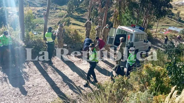 Los agentes contaron que fueron agredidos por ciudadanos bolivianos que serían contrabandistas.