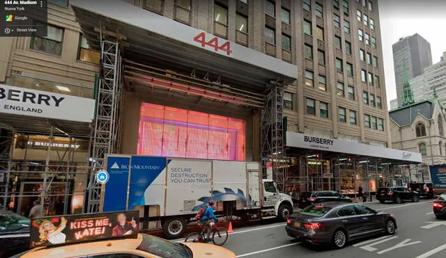 Desliza las imágenes para ver cómo luce el edificio mostrado en la cinta Si yo tuviera 30. Foto: captura de Google Maps