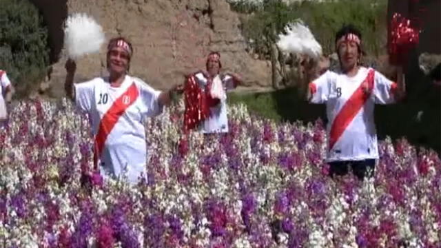 Facebook: Adultos mayores alientan a la selección peruana y coreografía llama la atención [VIDEO]