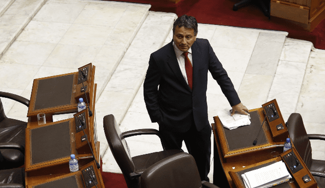 Guillermo Bocángel: tras suspensión, congresista anuncia denuncia por votación forzosa