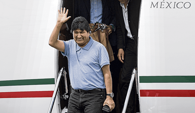 Evo Morales llegó a México luego de un viaje largo y accidentado. Ha dicho que podría volver a su país si el pueblo se lo pide.