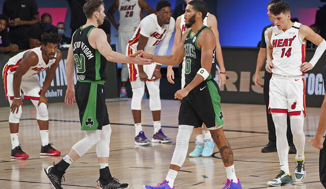 Boston Celtics y Miami Heat jugarán por lo menos un juego más para determinar al finalista de la NBA. Foto: AFP