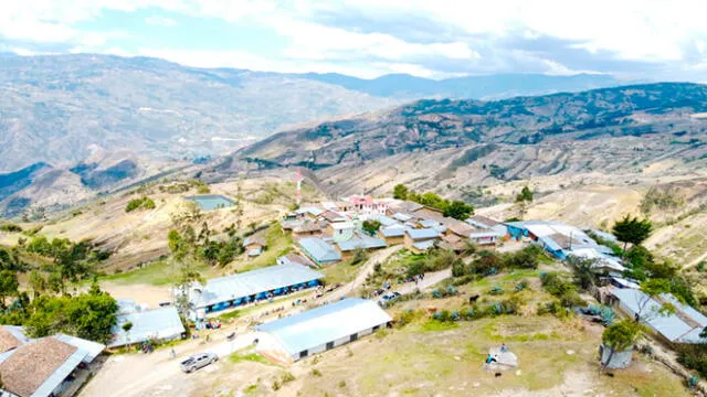 Colegio para Lancheconga Chota Cajamarca