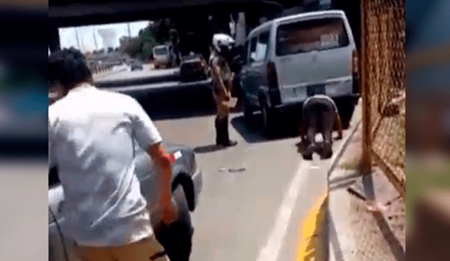 Desliza las imágenes para apreciar el castigo que recibió un imprudente conductor por parte de un policía peruano.