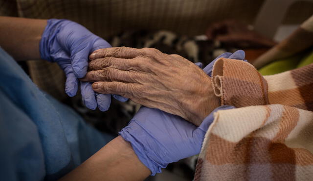 Doña Pascuala es la paciente más longeva en superar el virus en el nosocomio especializado en salud mental. Foto: John Reyes / La República