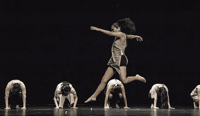Movimientos. El Ballet de San Marcos durante la presentación de su espectáculo.