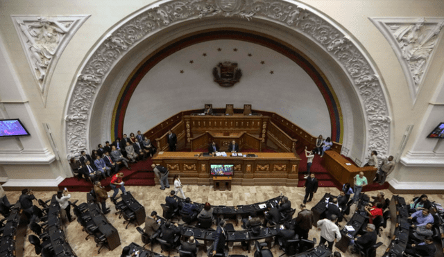 Asamblea de Venezuela pide a OEA unirse para recuperar la democracia