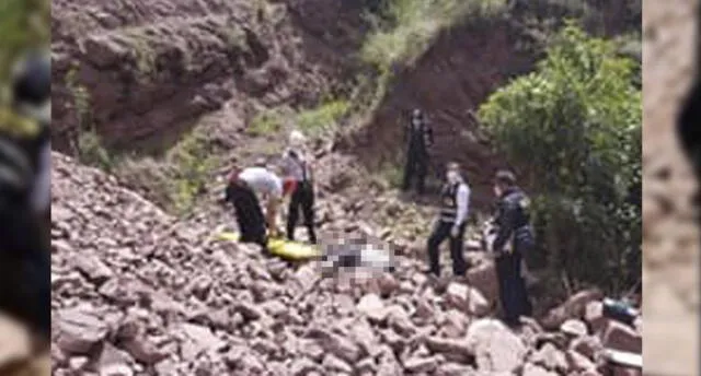 Hallan cadáver de varón que habría caído a barranco de 200 metros en Cusco 