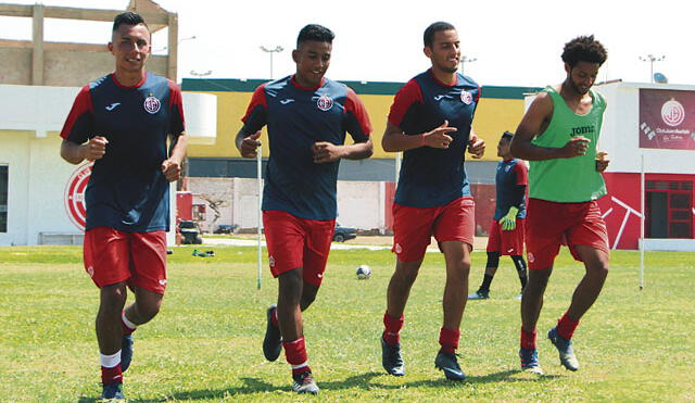 Juvenil de Alianza Lima se entrena con Aurich
