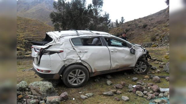 Tres turistas resultan heridos tras despiste de camioneta en Cusco