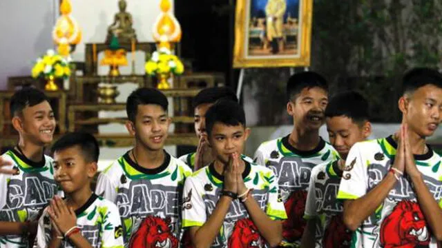 Tailandia: Niños rescatados serán rapados y ‘encerrados’ en templo budista