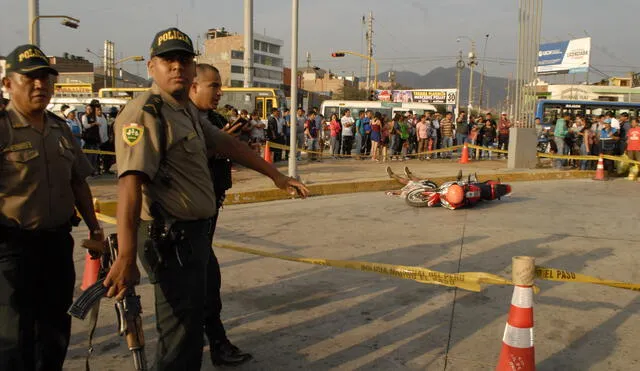 Sicarios asesinan a balazos a un ex soldado en una estación gasolinera de Lima