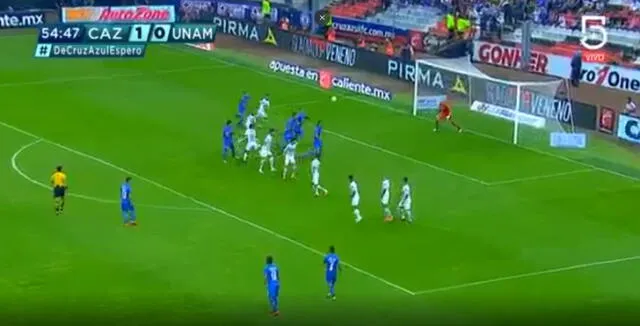 Yoshimar Yotún se lució con exquisito pase para el gol de Cruz Azul ante Pumas [VIDEO]